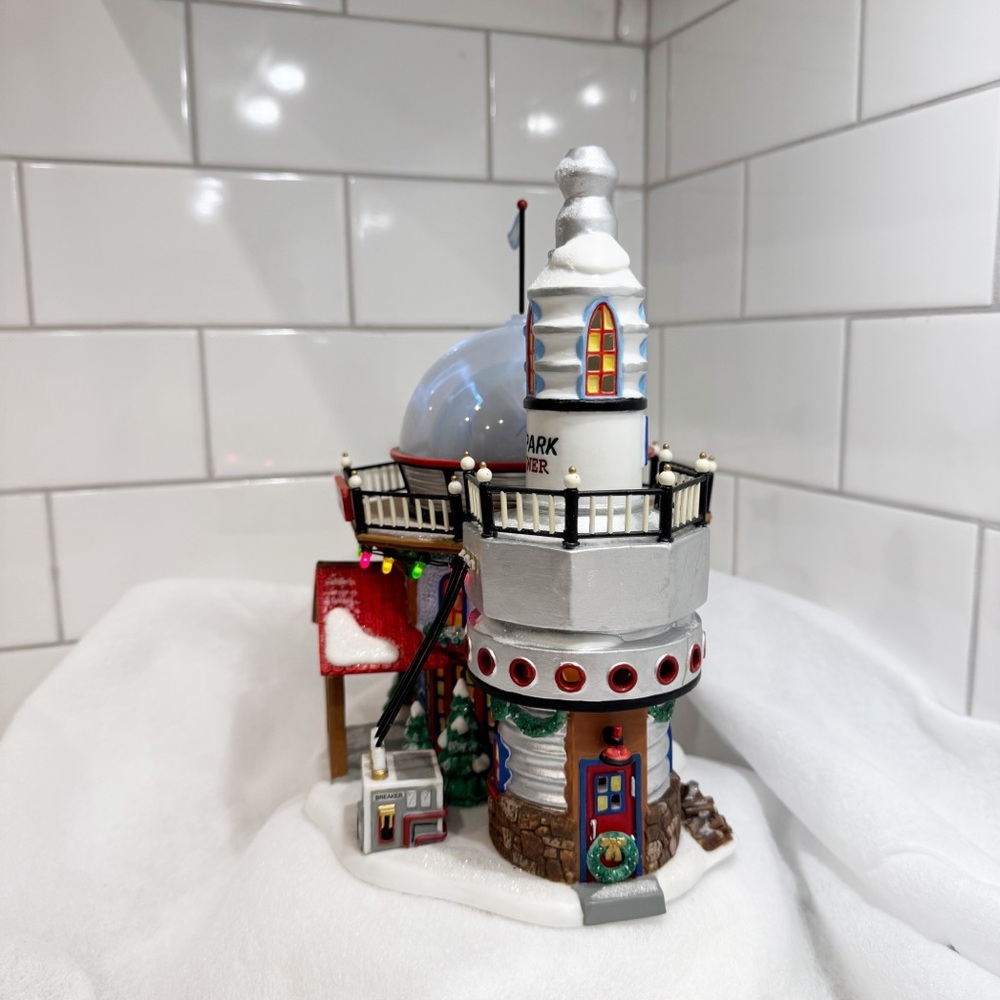 ❤️🎄❤️ Dept 56 | “Polar Power Company”| North Pole Series ❤️🎄❤️ - Picture 5 of 15